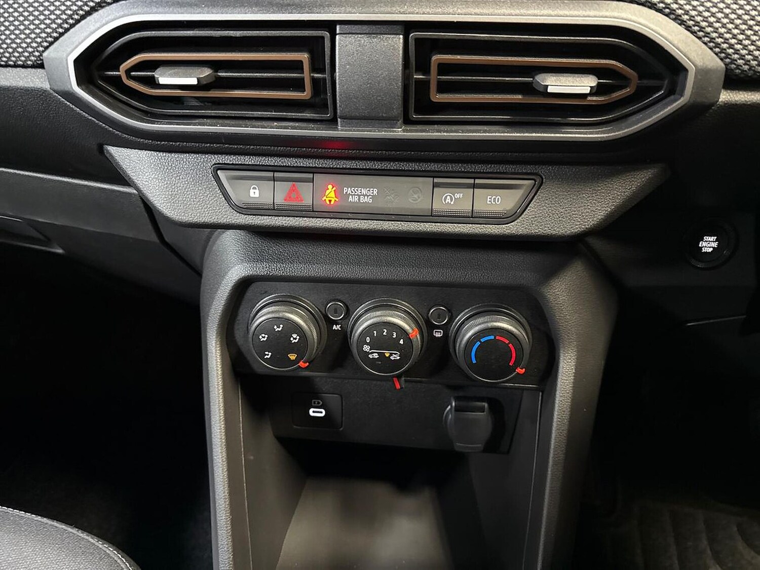 Used Dacia Sandero Stepway 2025 for sale - 77008256: Photo 12