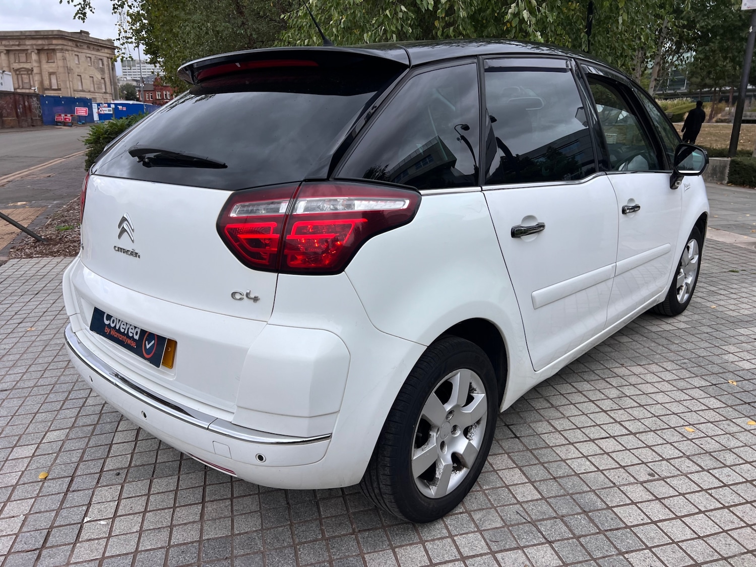 Vehicle 5