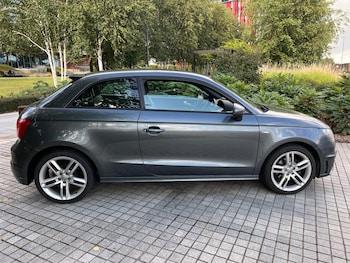 Used Audi A1 2011 for sale - 75807420: Photo