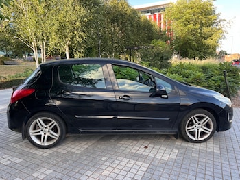 Used Peugeot 308 2010 for sale - 75246037: Photo