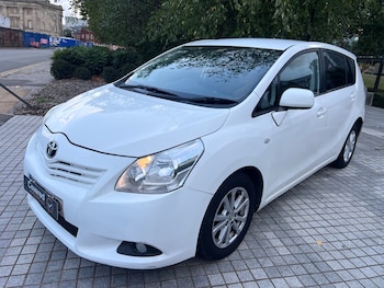 Used Toyota Verso 2012 for sale - 75767403: Photo