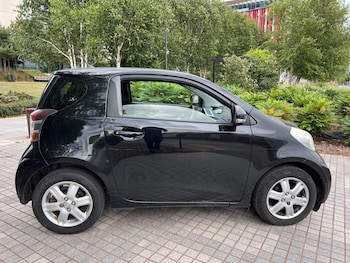 Used Toyota IQ 2010 for sale - 75039513: Photo