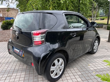 Used Toyota IQ 2010 for sale - 75039513: Photo