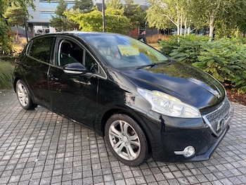 Used Peugeot 208 2013 for sale - 75719362: Photo