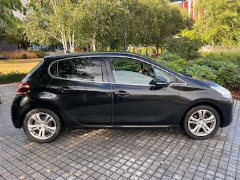 Used Peugeot 208 2013 for sale - 75719362: Photo
