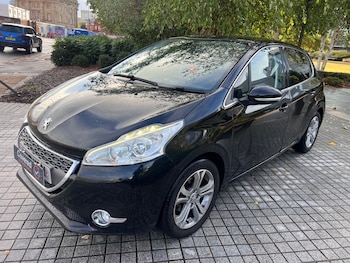 Used Peugeot 208 2013 for sale - 75719362: Photo