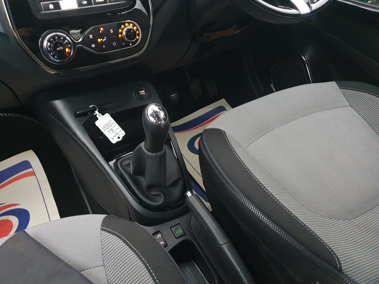 Used Renault Captur 2014 for sale - 77543862: Photo 12