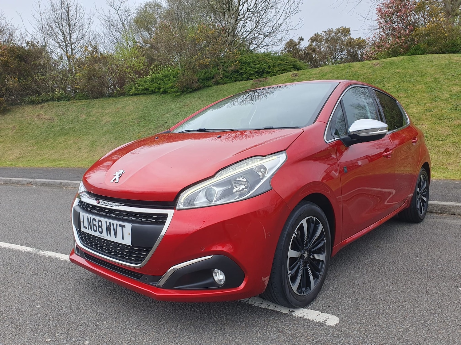 Used Peugeot 208 2018 for sale - 78143732: Photo 2