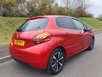 Used Peugeot 208 2018 for sale - 78143732: Photo