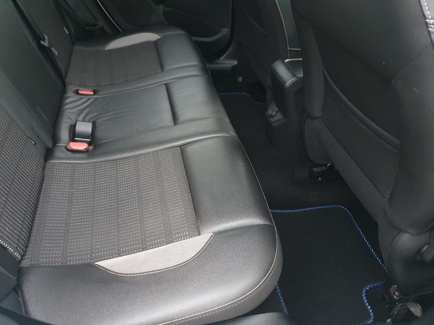 Used Peugeot 2008 2017 for sale - 77567297: Photo 18