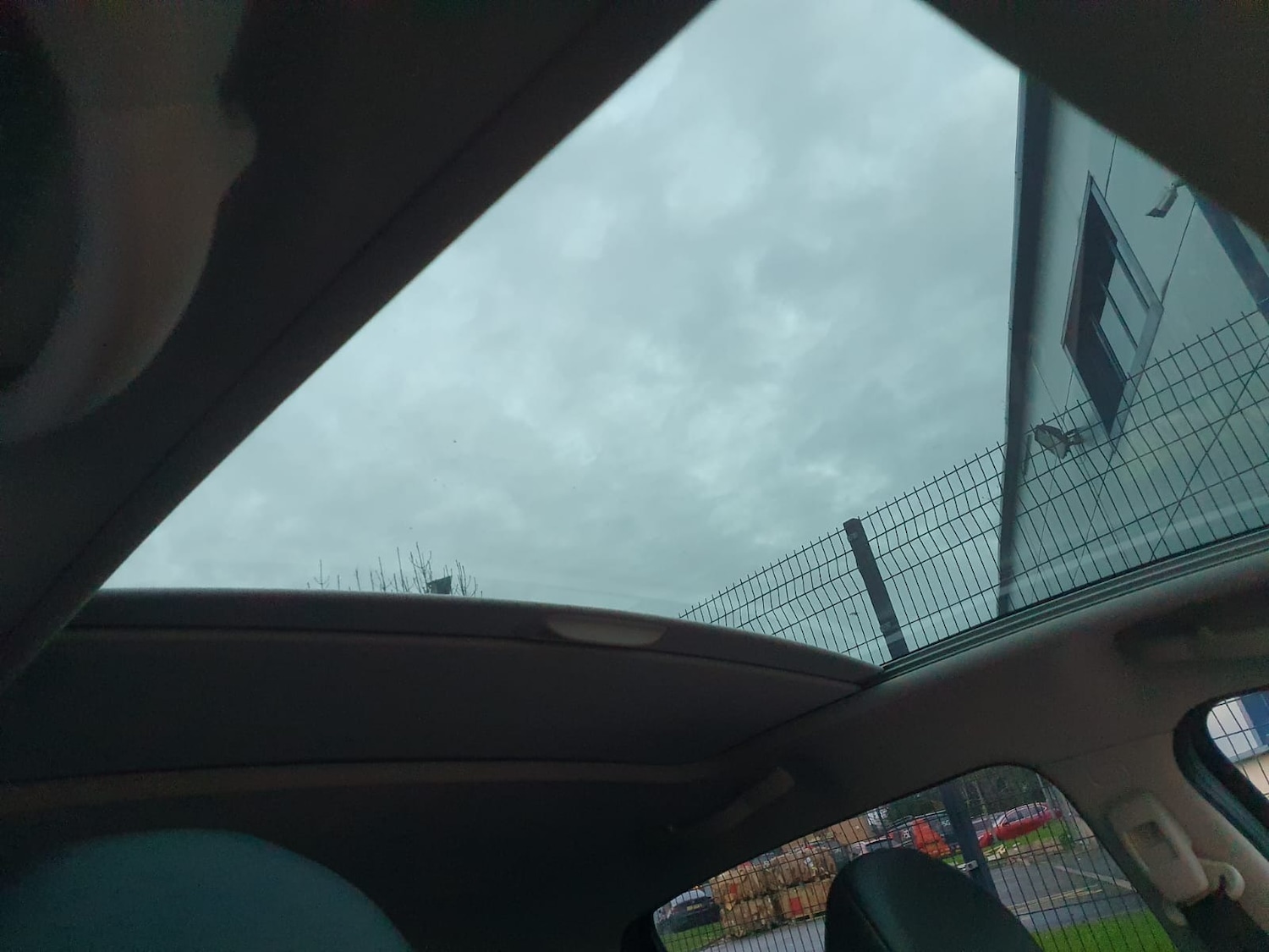 Used Peugeot 207 2011 for sale - 76752009: Photo 15