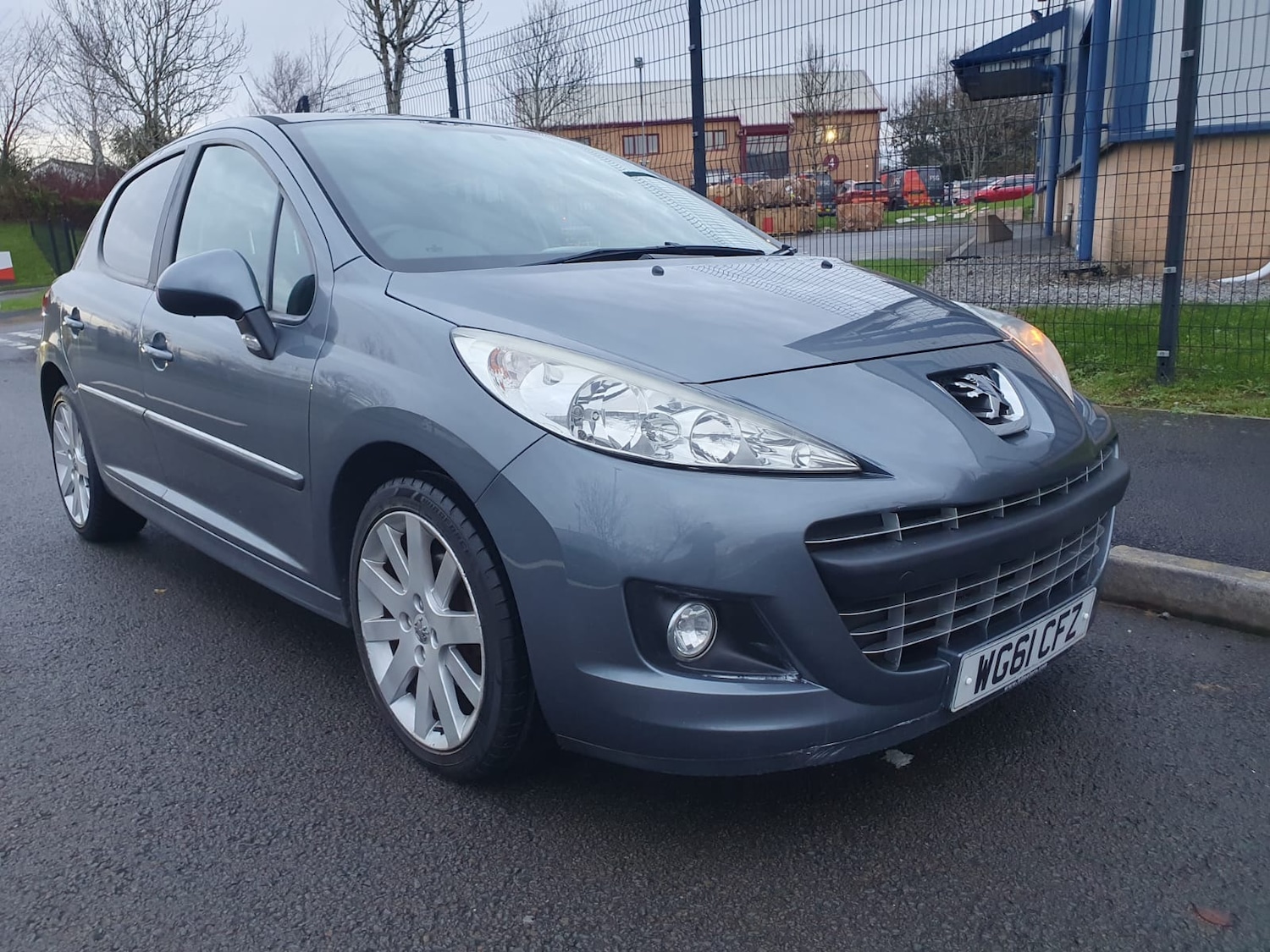 Used Peugeot 207 2011 for sale - 76752009: Photo 4