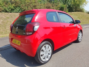 Peugeot - 108