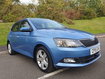 Used Skoda Fabia 2015 for sale - 76177109: Photo