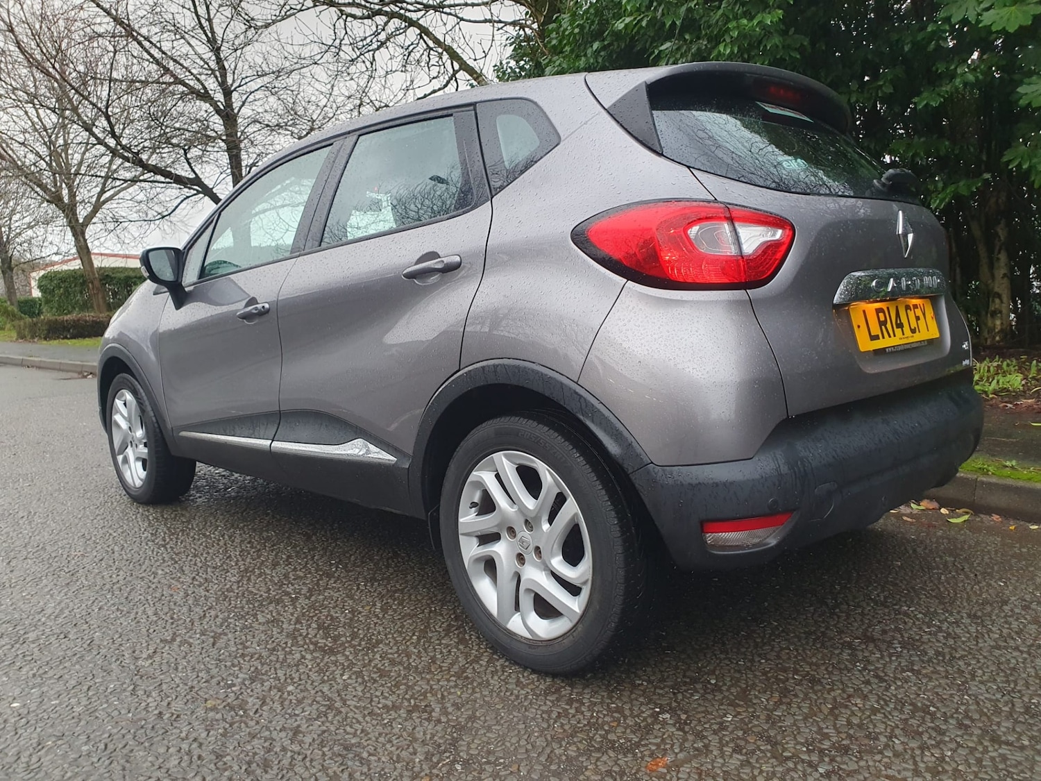 Used Renault Captur 2014 for sale - 76905124: Photo 2