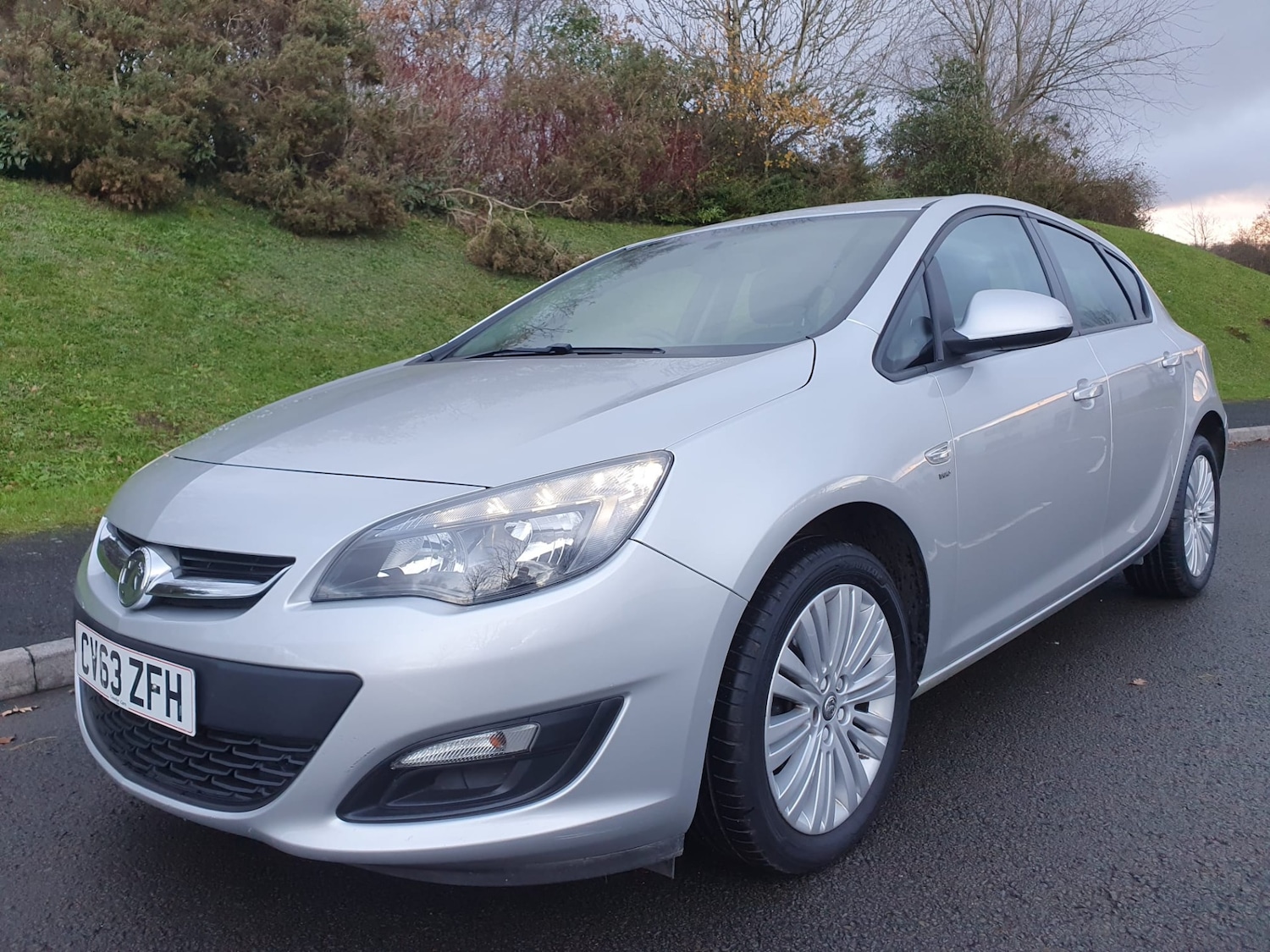 Used Vauxhall Astra 2014 for sale - 76754878: Photo 3