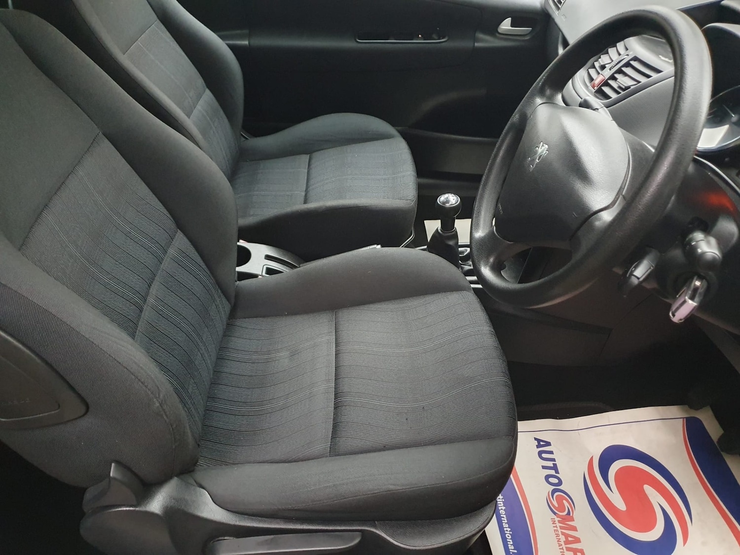 Used Peugeot 207 2007 for sale - 76389925: Photo 6