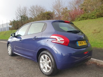 Used Peugeot 208 2015 for sale - 77020653: Photo