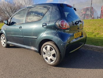 Used Toyota AYGO 2011 for sale - 78027238: Photo