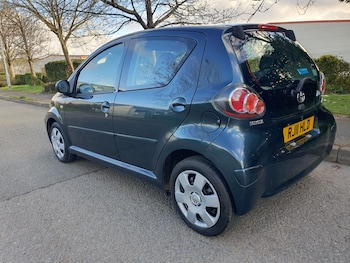 Used Toyota AYGO 2011 for sale - 78027238: Photo