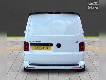 Used Volkswagen Transporter 2016 for sale - 79577287: Photo
