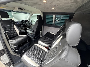 Used Volkswagen Transporter 2019 for sale - 78496717: Photo