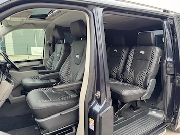 Used Volkswagen Transporter 2018 for sale - 78496708: Photo