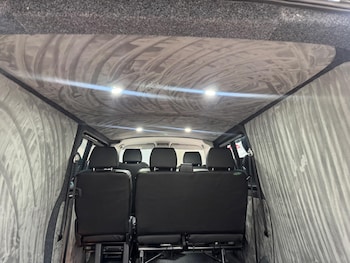 Used Volkswagen Transporter 2019 for sale - 78496720: Photo