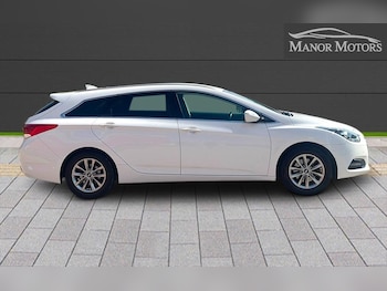 Used Hyundai i40 2015 for sale - 79180940: Photo
