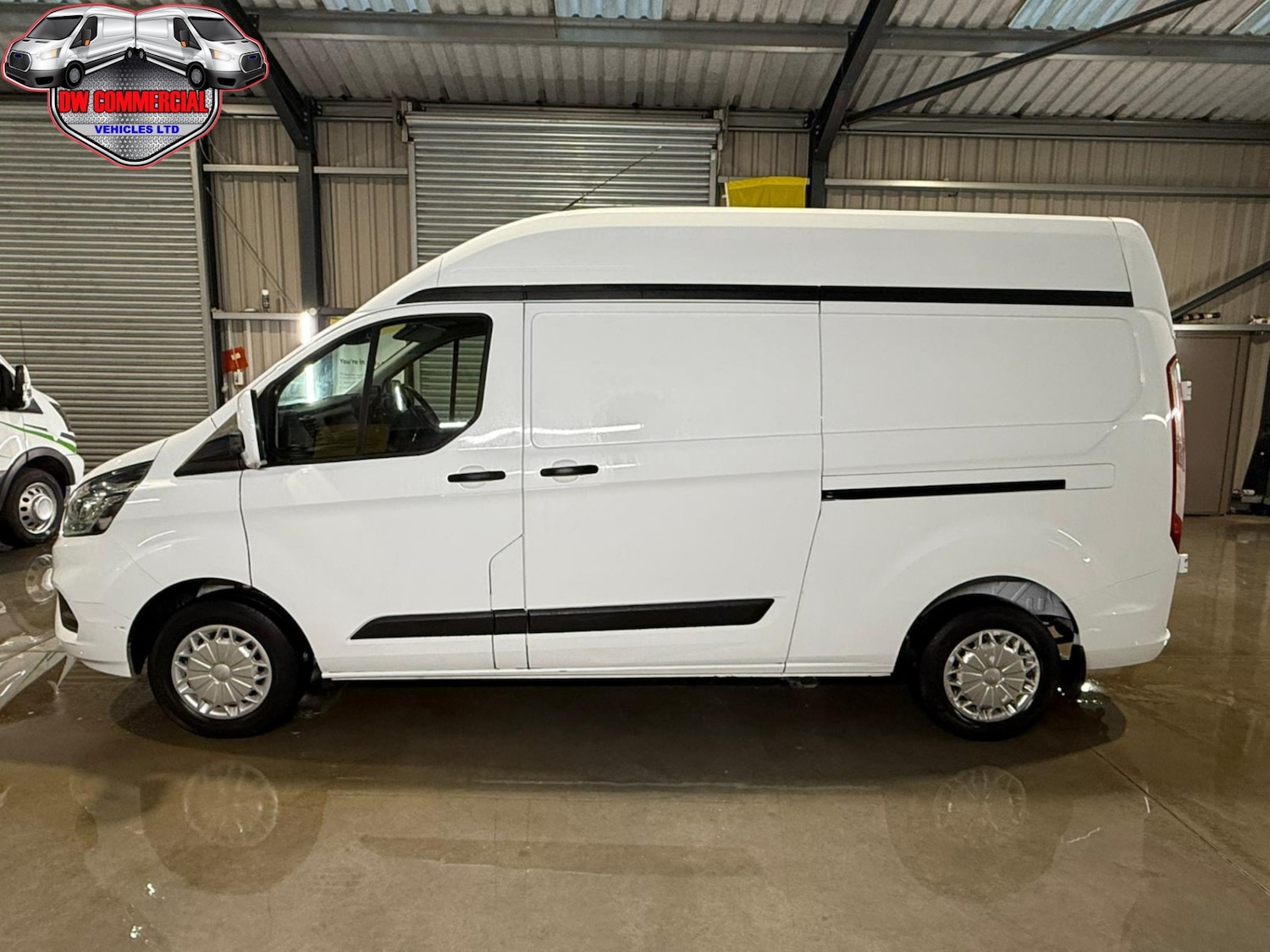 Used Ford Transit Custom 2023 for sale - 76568159: Photo 4