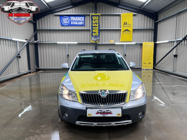 Used Skoda Octavia 2013 for sale - 74854633: Photo 2