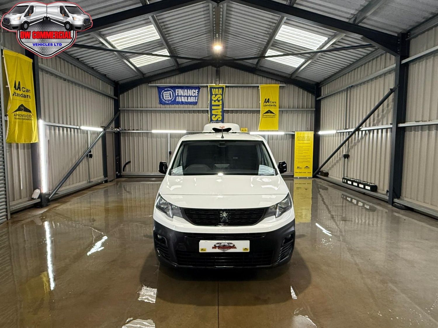 Used Peugeot Partner 2022 for sale - 76883850: Photo 2