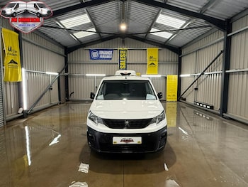 Used Peugeot Partner 2022 for sale - 76883850: Photo