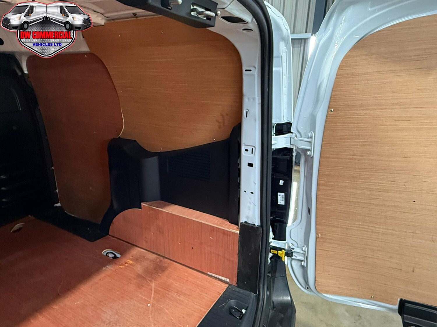 Used Ford Transit Courier 2024 for sale - 78092931: Photo 25