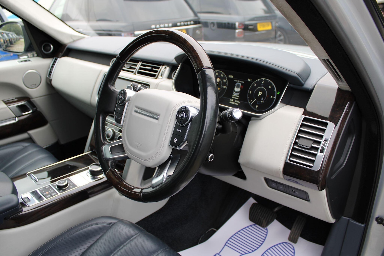 Used Land Rover Range Rover 2016 for sale - 76996739: Photo 24