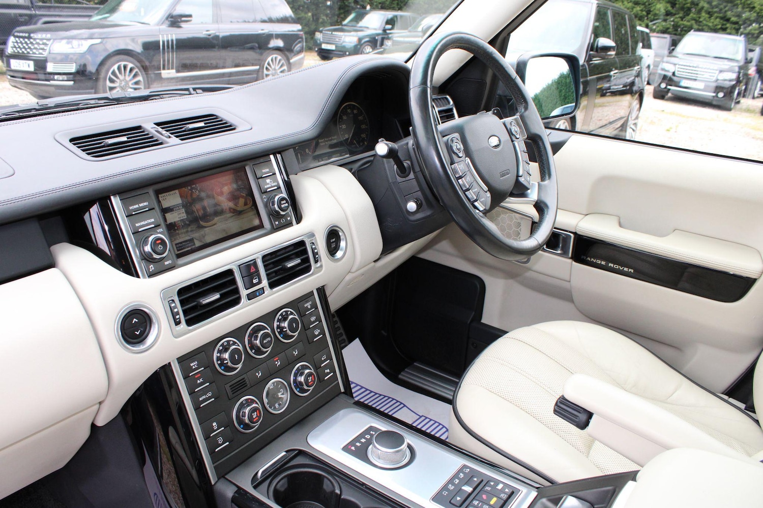 Used Land Rover Range Rover 2012 for sale - 76987700: Photo 6