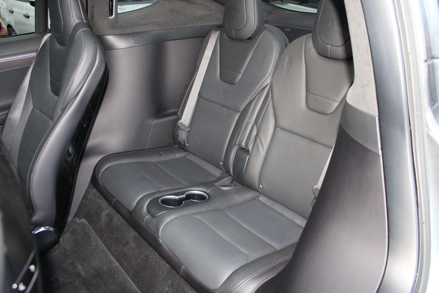 Used Tesla Model X 2017 for sale - 76886917: Photo 15