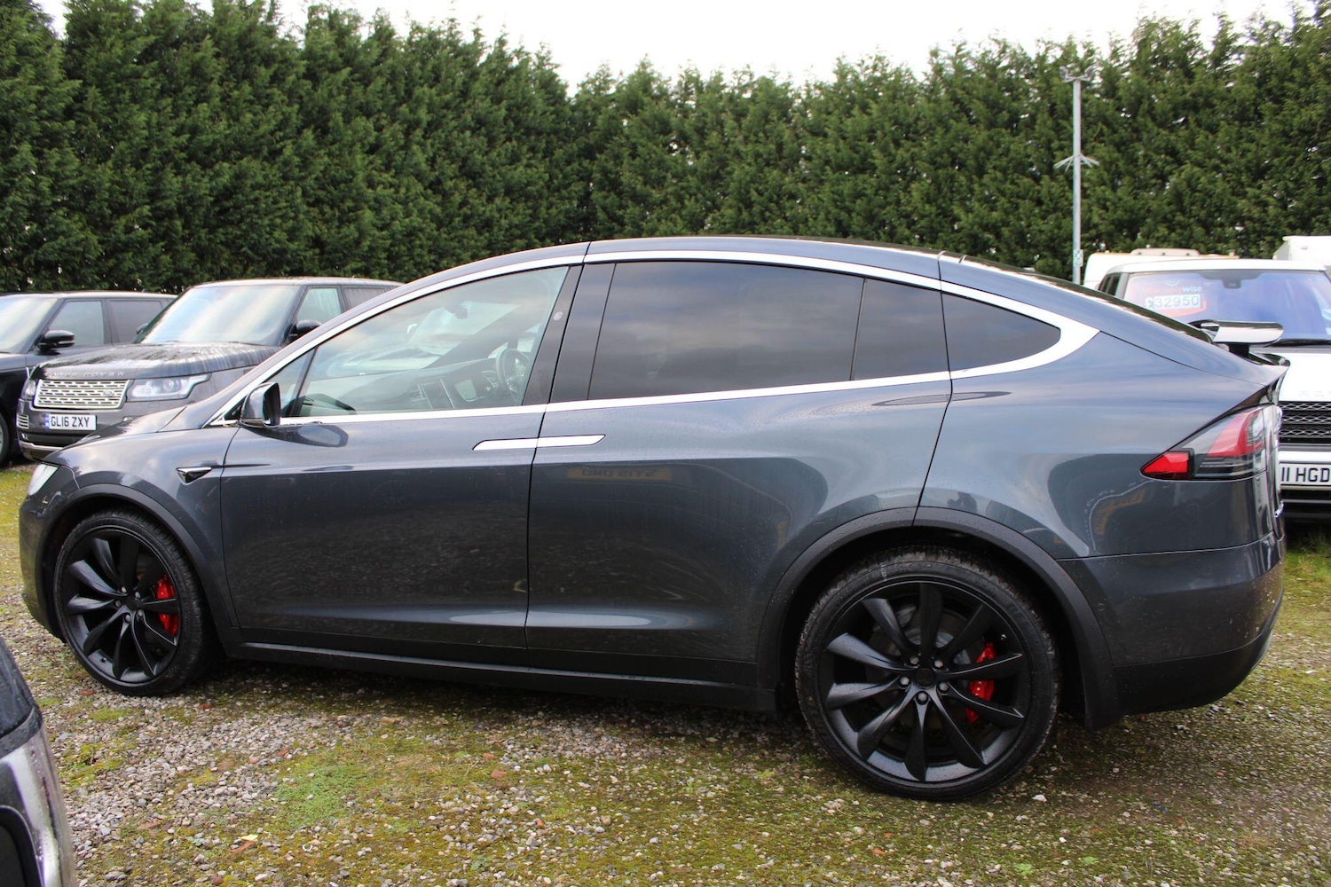 Used Tesla Model X 2017 for sale - 76886917: Photo 4
