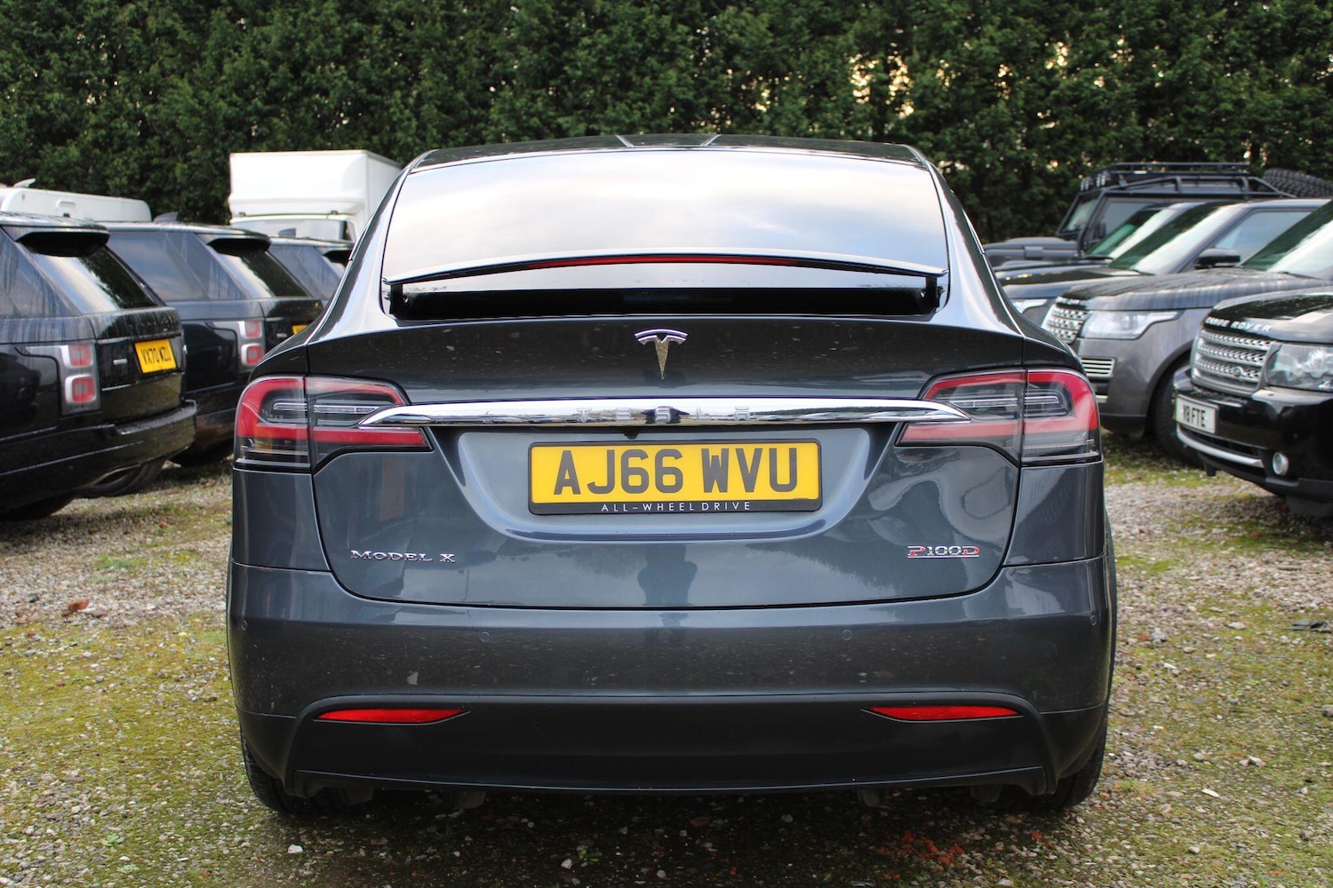 Used Tesla Model X 2017 for sale - 76886917: Photo 6
