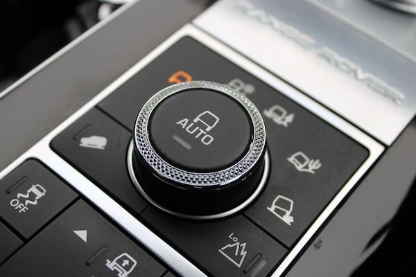 Used Land Rover Range Rover 2017 for sale - 73610335: Photo 24