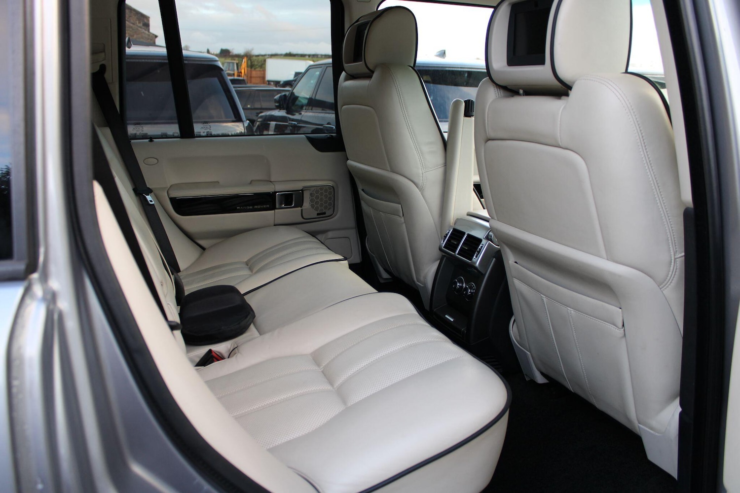 Used Land Rover Range Rover 2012 for sale - 76839732: Photo 11