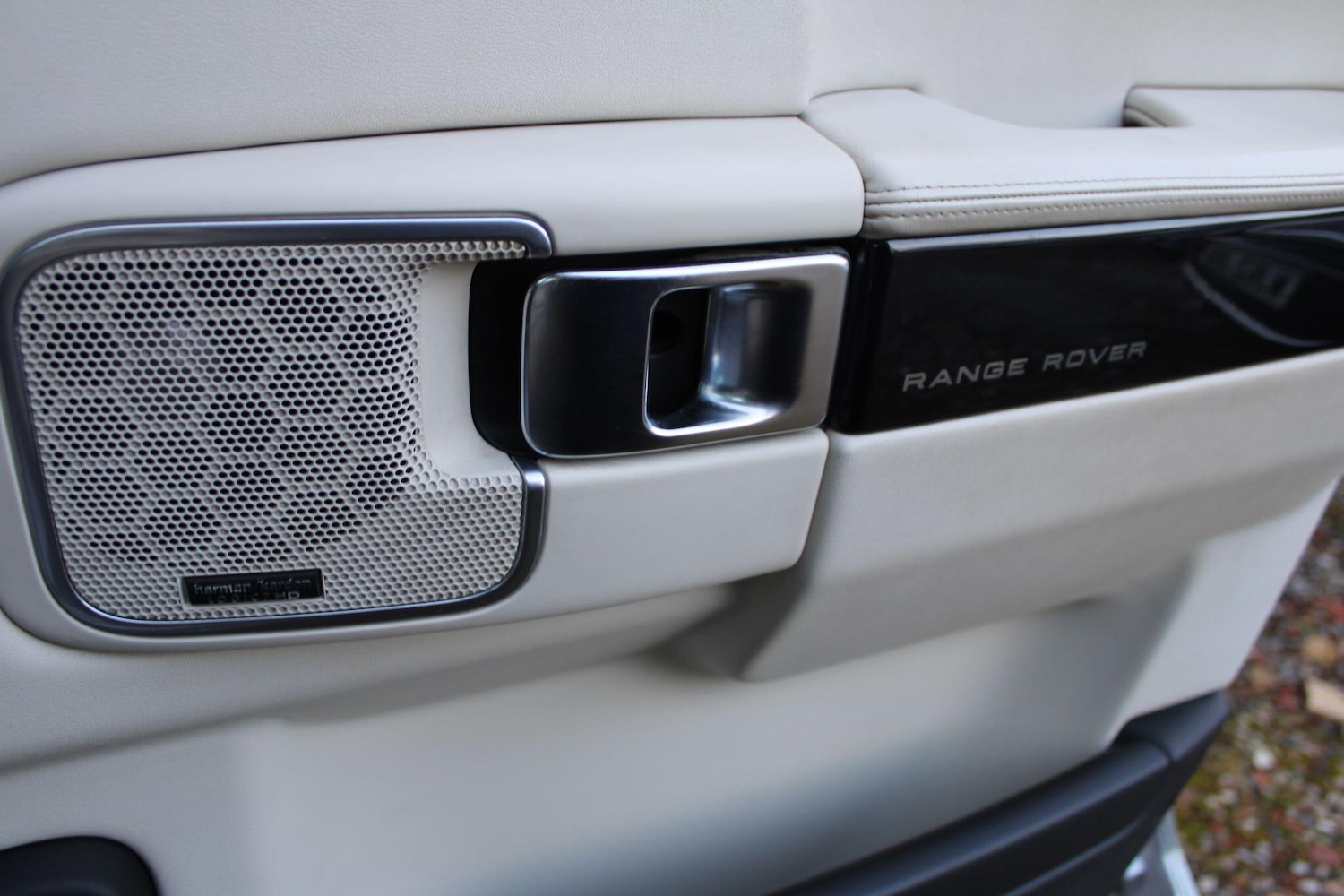 Used Land Rover Range Rover 2012 for sale - 76839732: Photo 17