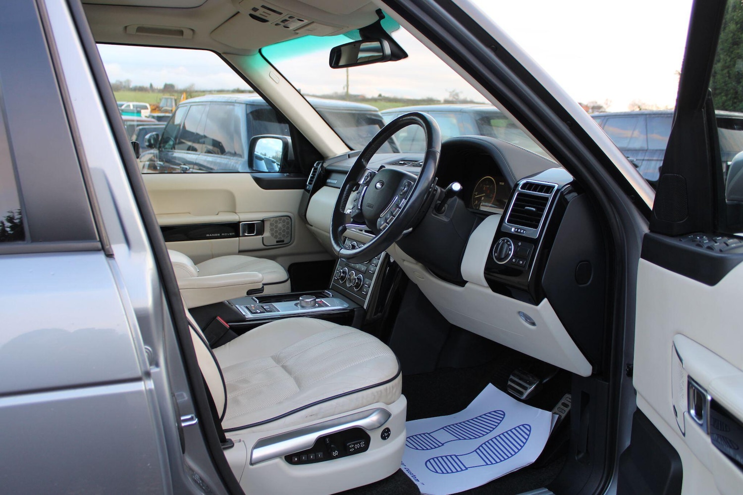 Used Land Rover Range Rover 2012 for sale - 76839732: Photo 18