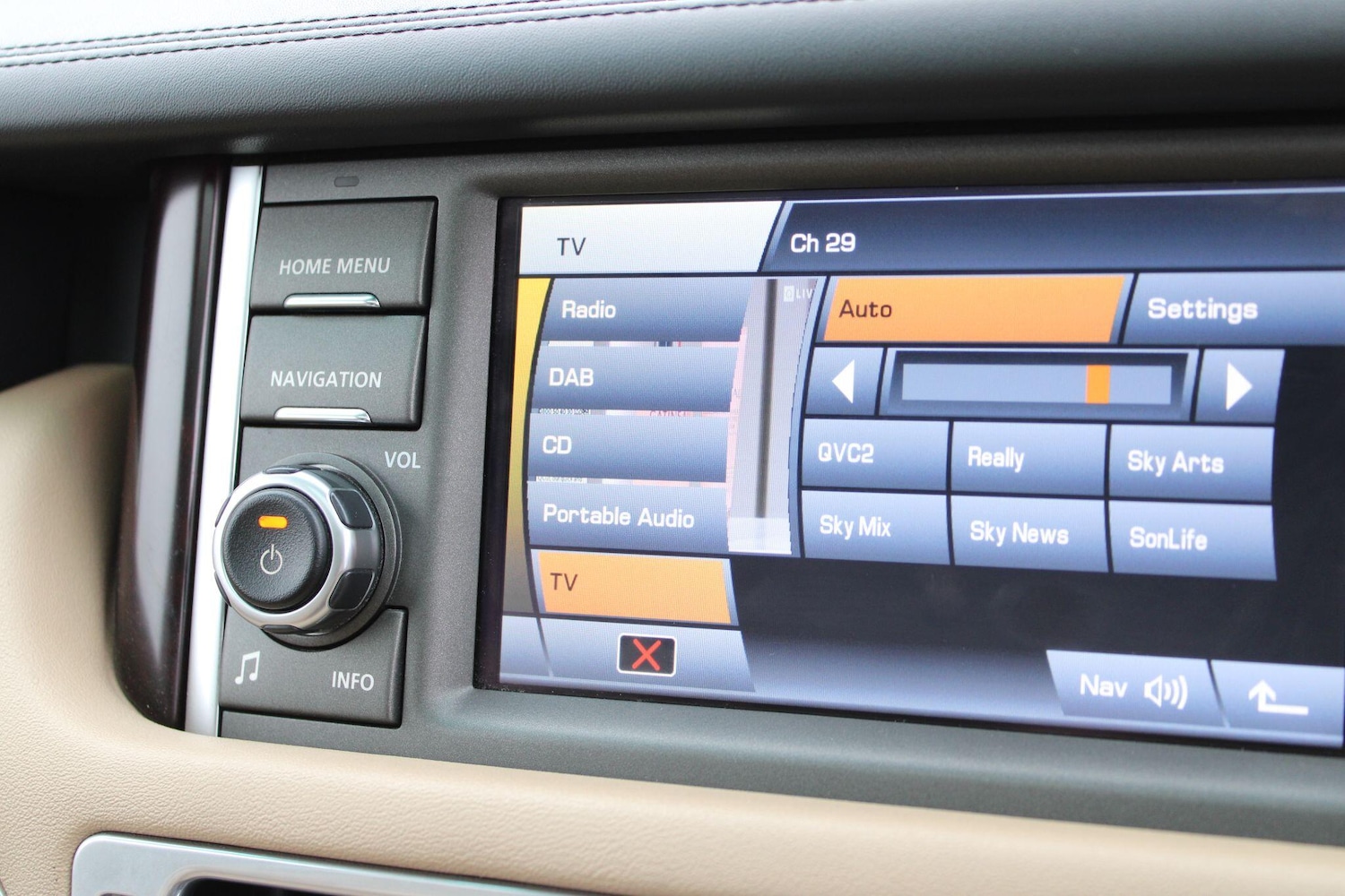 Used Land Rover Range Rover 2011 for sale - 77253995: Photo 25