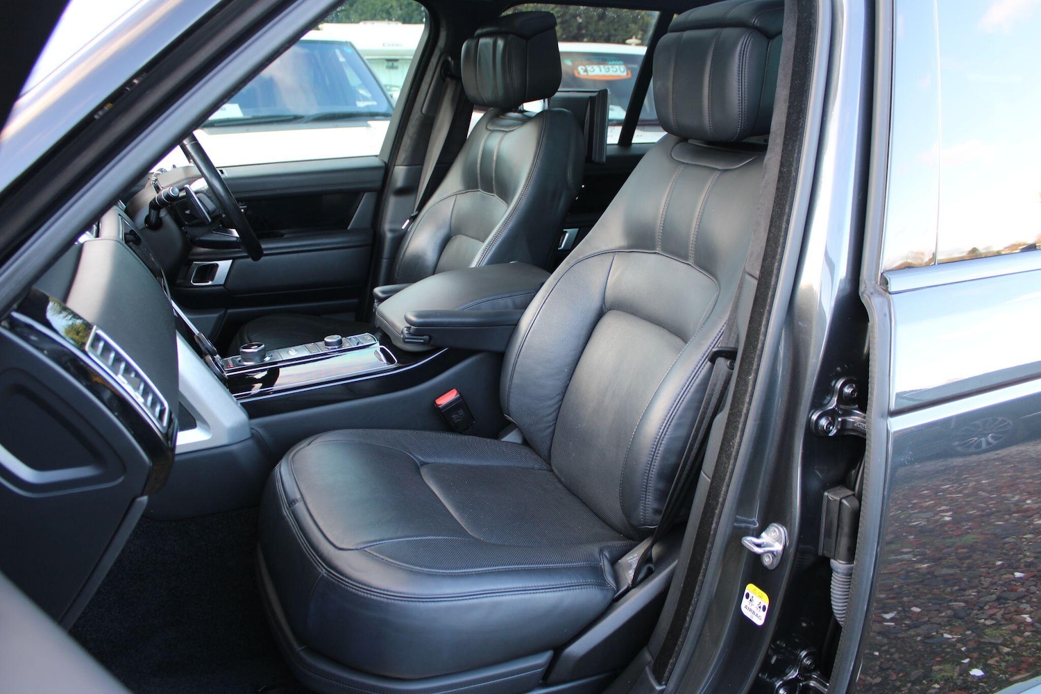 Used Land Rover Range Rover 2018 for sale - 77097763: Photo 7