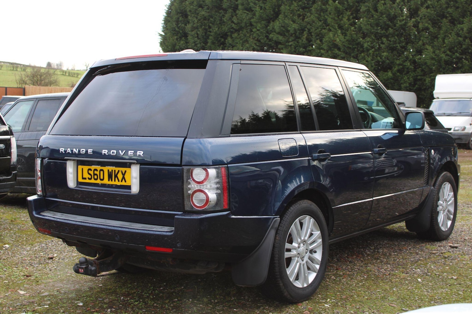 Used Land Rover Range Rover 2010 for sale - 76887108: Photo 2