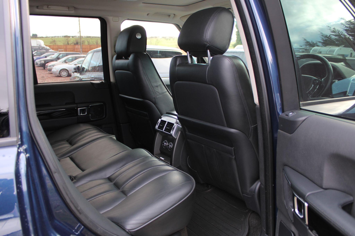 Used Land Rover Range Rover 2010 for sale - 76887108: Photo 8