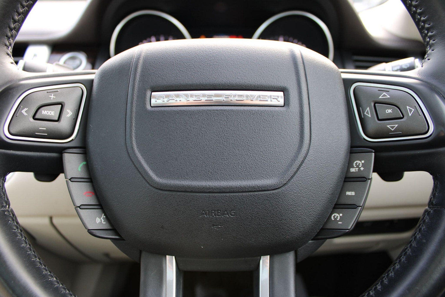 Used Land Rover Range Rover Evoque 2012 for sale - 76440778: Photo 16