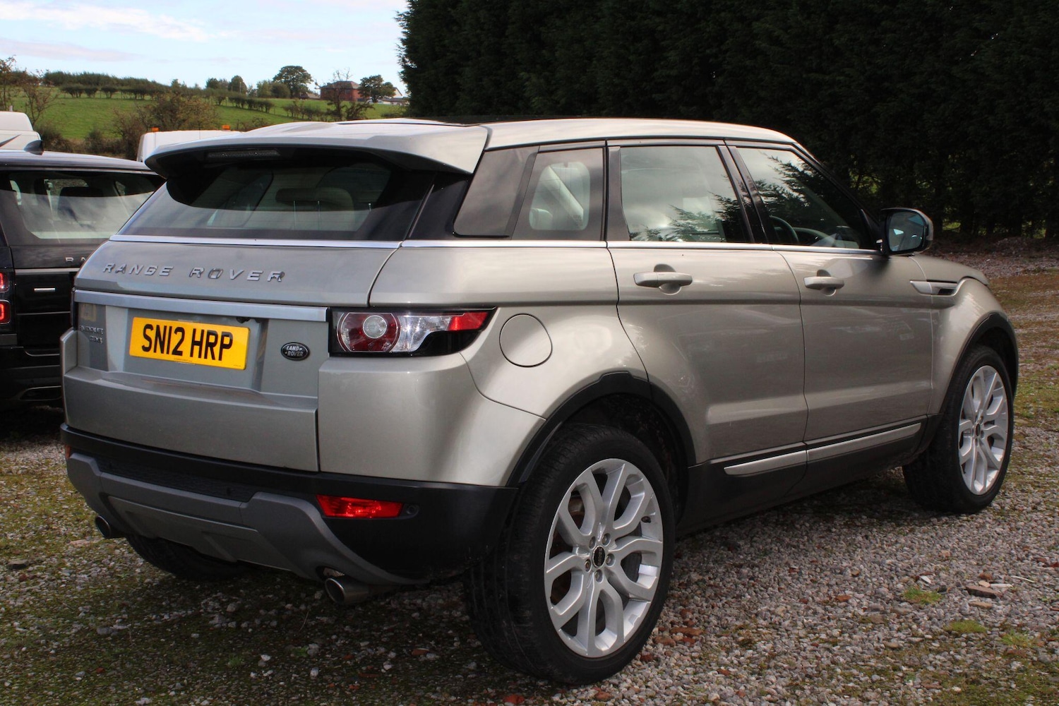 Used Land Rover Range Rover Evoque 2012 for sale - 76440778: Photo 2