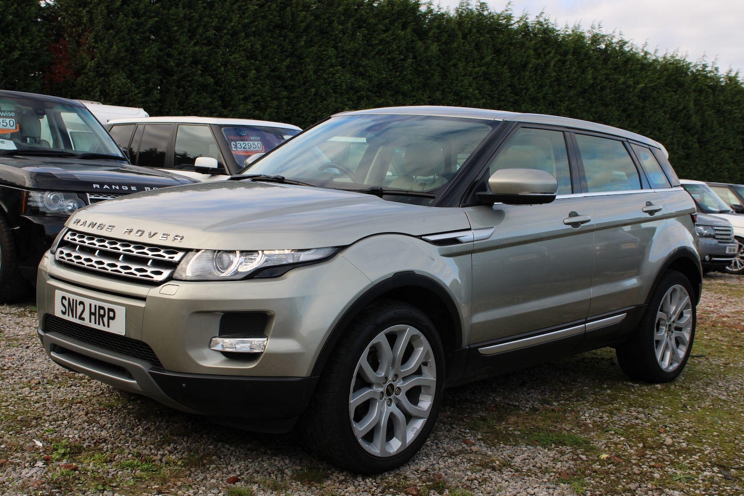 Used Land Rover Range Rover Evoque 2012 for sale - 76440778: Photo 4